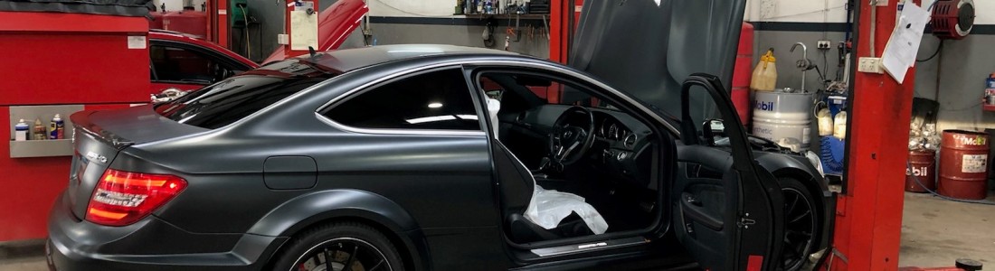 Mercedes C63 Black Series for a service! Mercedes C63 Black Series for a service!