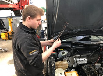 Training your next Mercedes-Benz specialist!